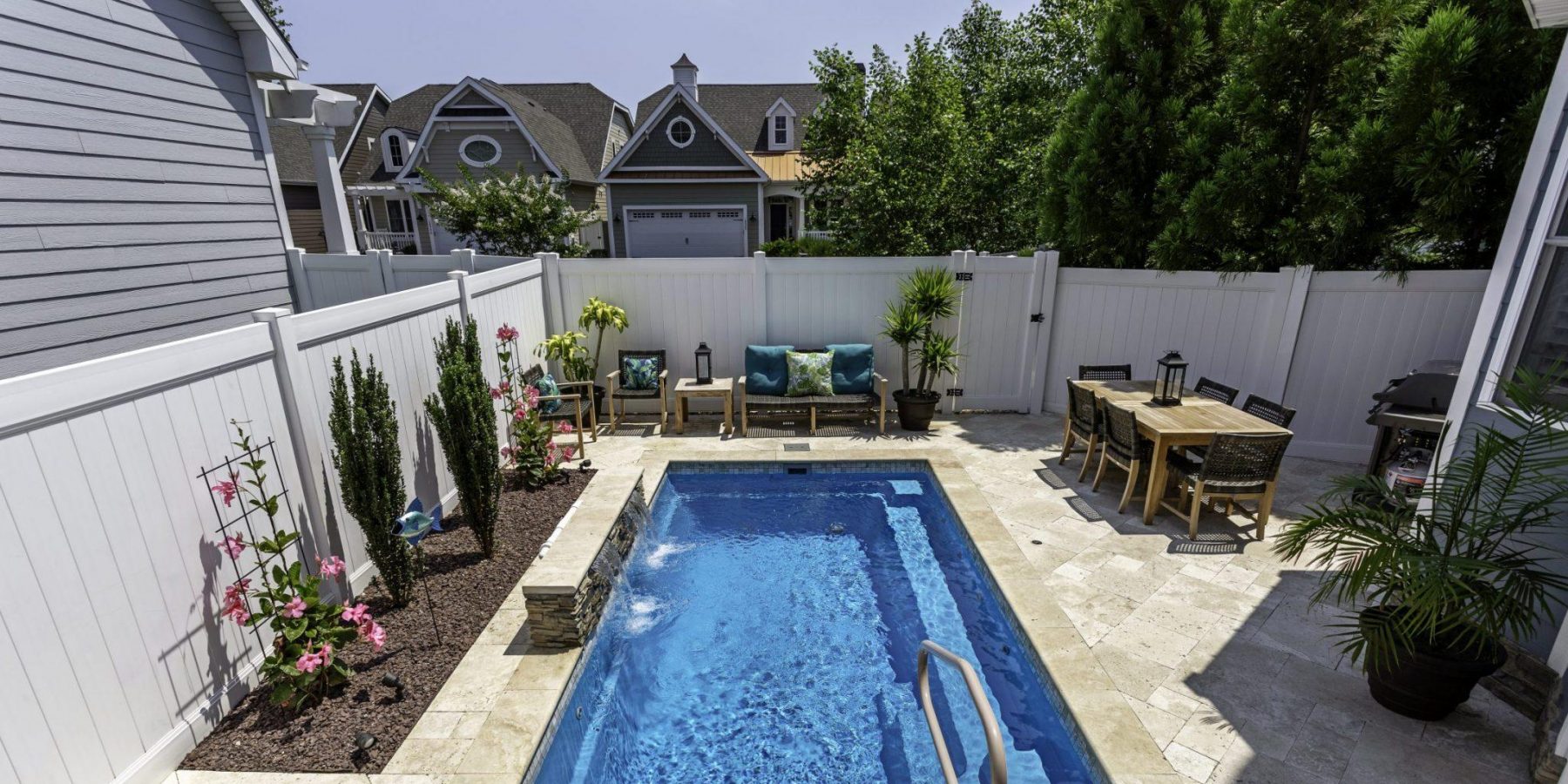 Secluded Cocktail Pool