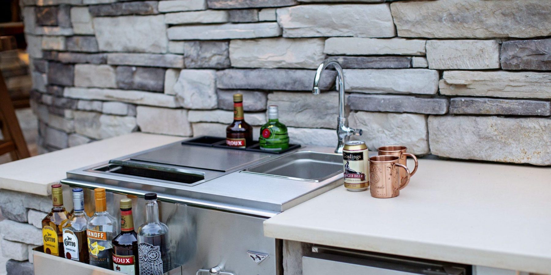 Outdoor Kitchens