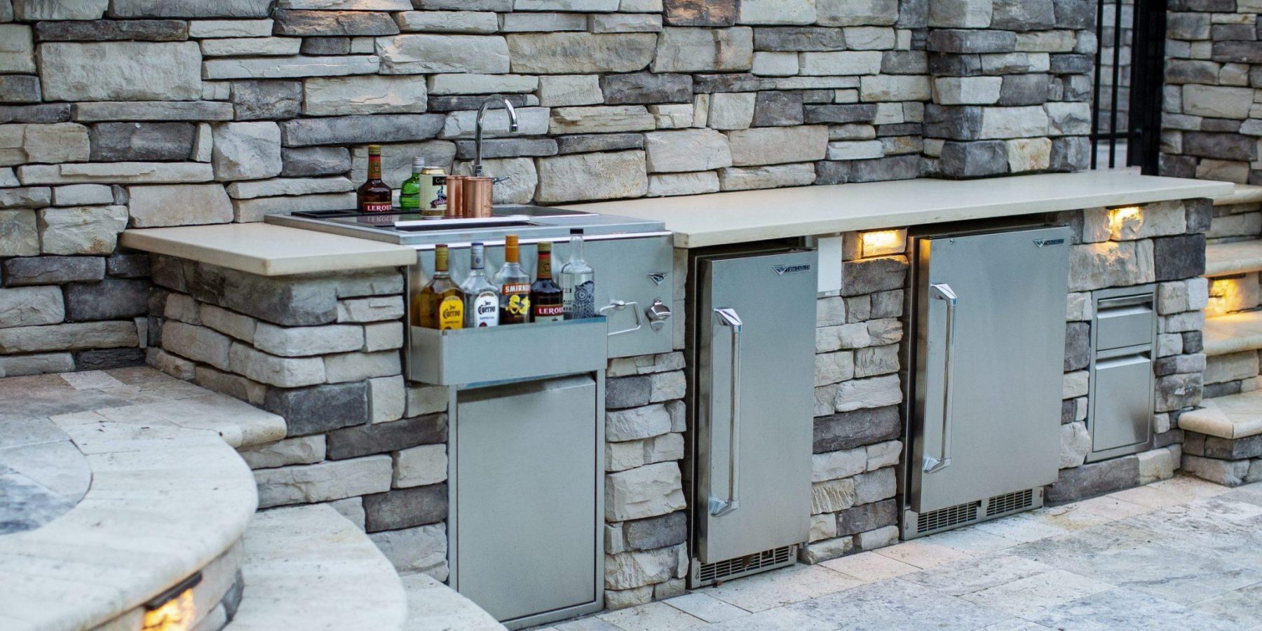 Outdoor Kitchens