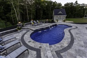 Freeform Leisure Fiberglass Pool