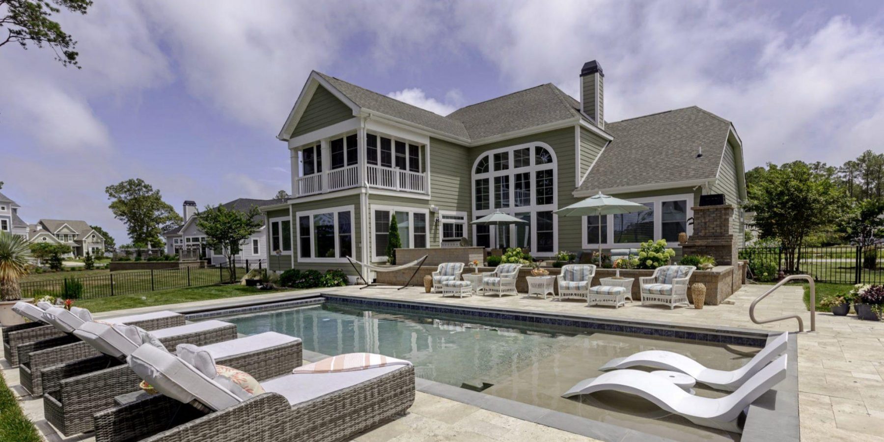 A Pool Ready to Party