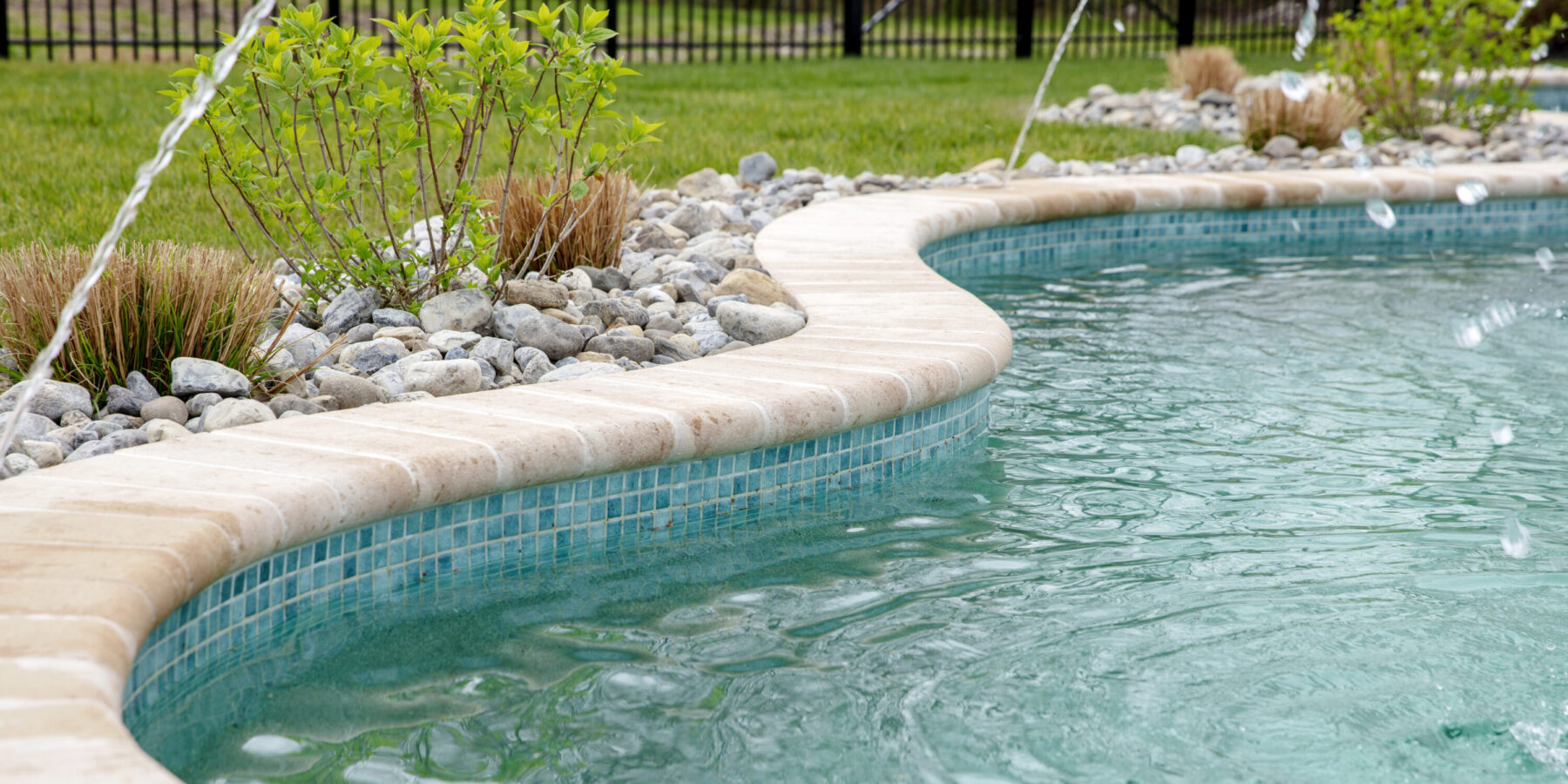 Countryside Freeform Pool