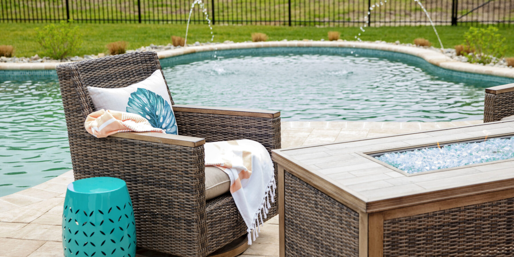 Countryside Freeform Pool