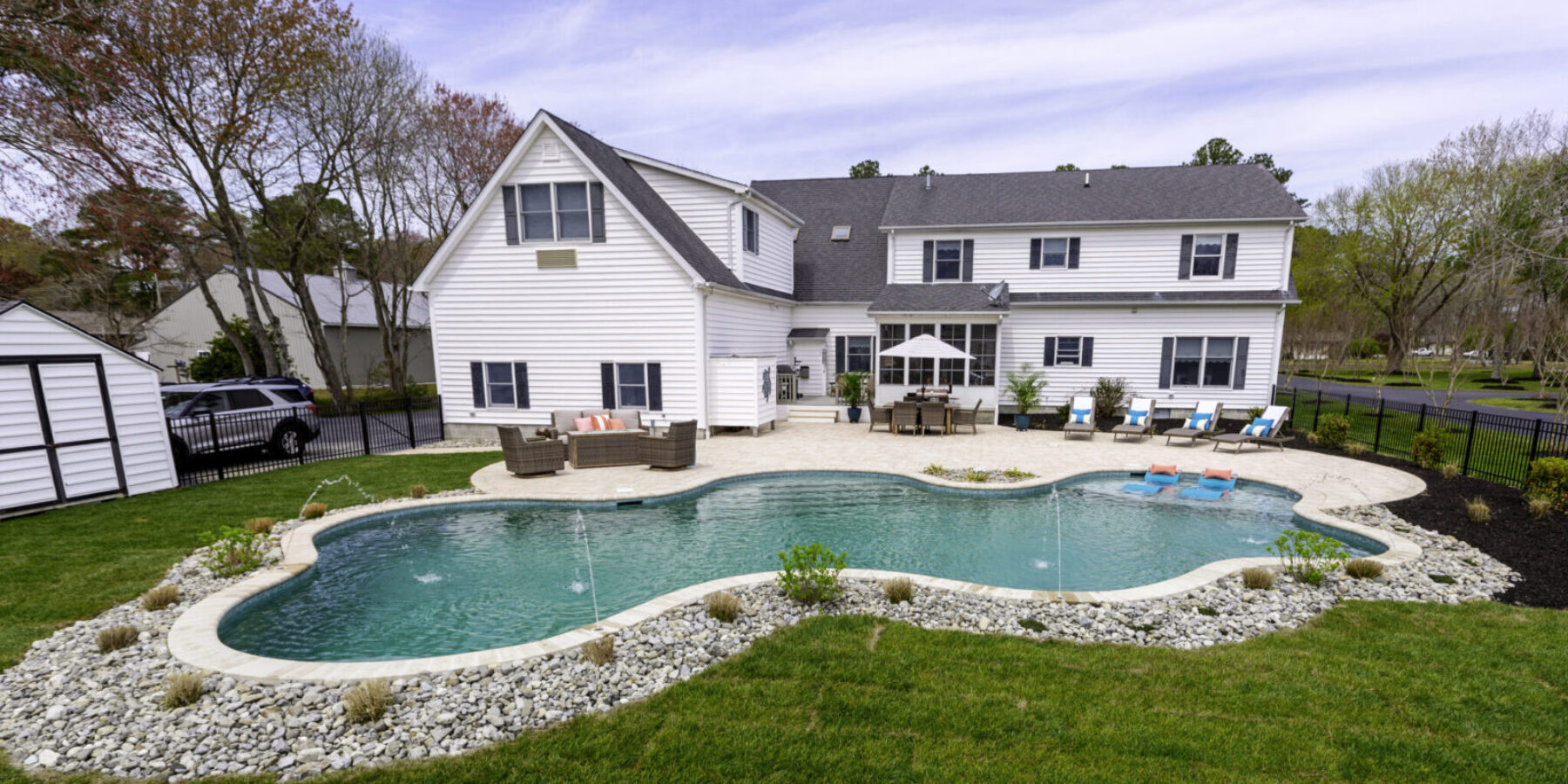 Countryside Freeform Pool